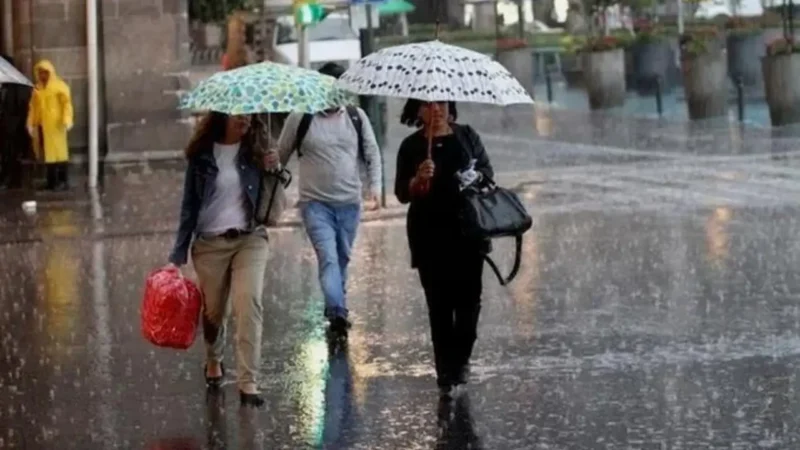 Seguirán las lluvias por onda tropical y vaguada