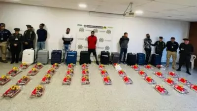 Cinco dominicanos detenidos en el aeropuerto de Bogotá con 215 kilos de cocaína