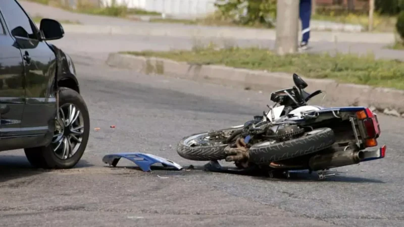 Dos motociclistas mueren durante carrera en Santiago