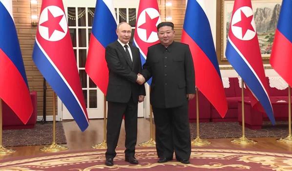 Rusia y Corea del Norte firman acuerdo de defensa y Kim da su «apoyo» a la guerra en Ucrania