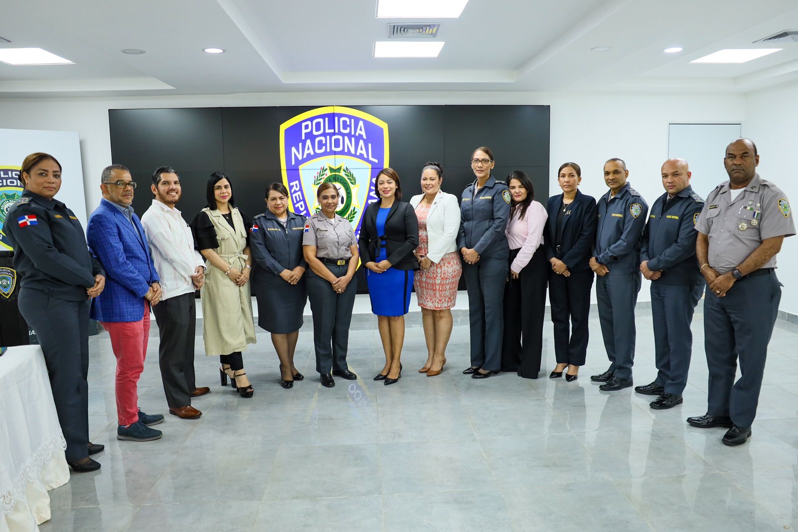 Comisión policial inicia trabajos para montaje en el país de segundo Encuentro de Mujeres Policías de Iberoamerica.